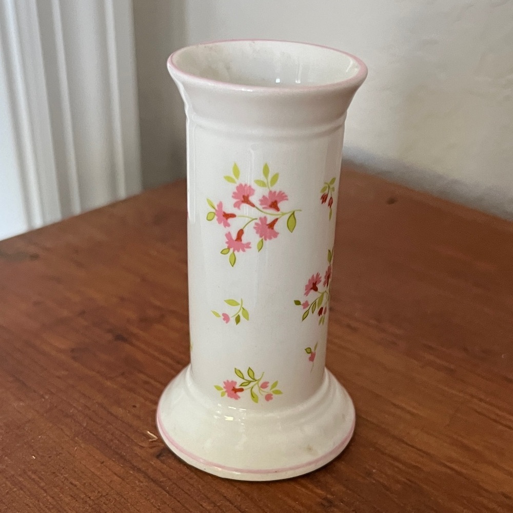 Elizabethan Florence England Floral mini Bud Vase